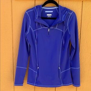 Kirkland Signature Royal Blue Hooded Jacket With Zippered Pockets. Medium
